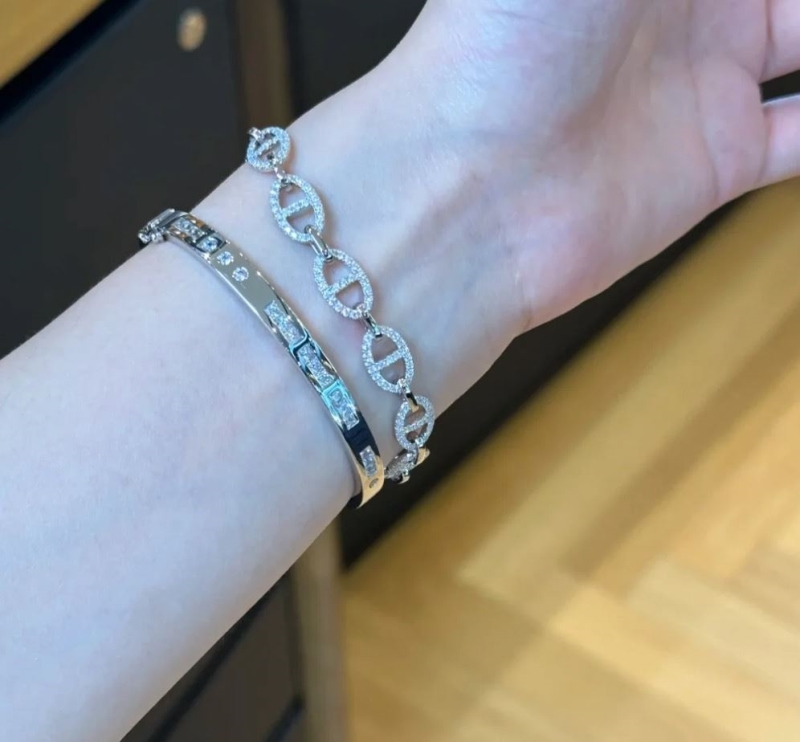 Apm Bracelets